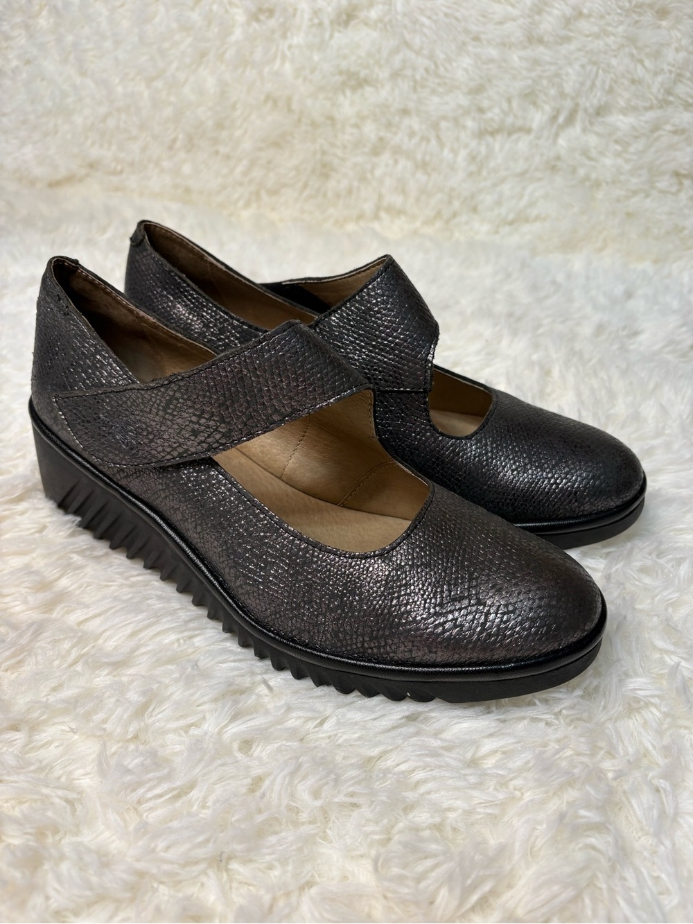 FLY London Women’s Lato Leather Mary Jane wedge shoes